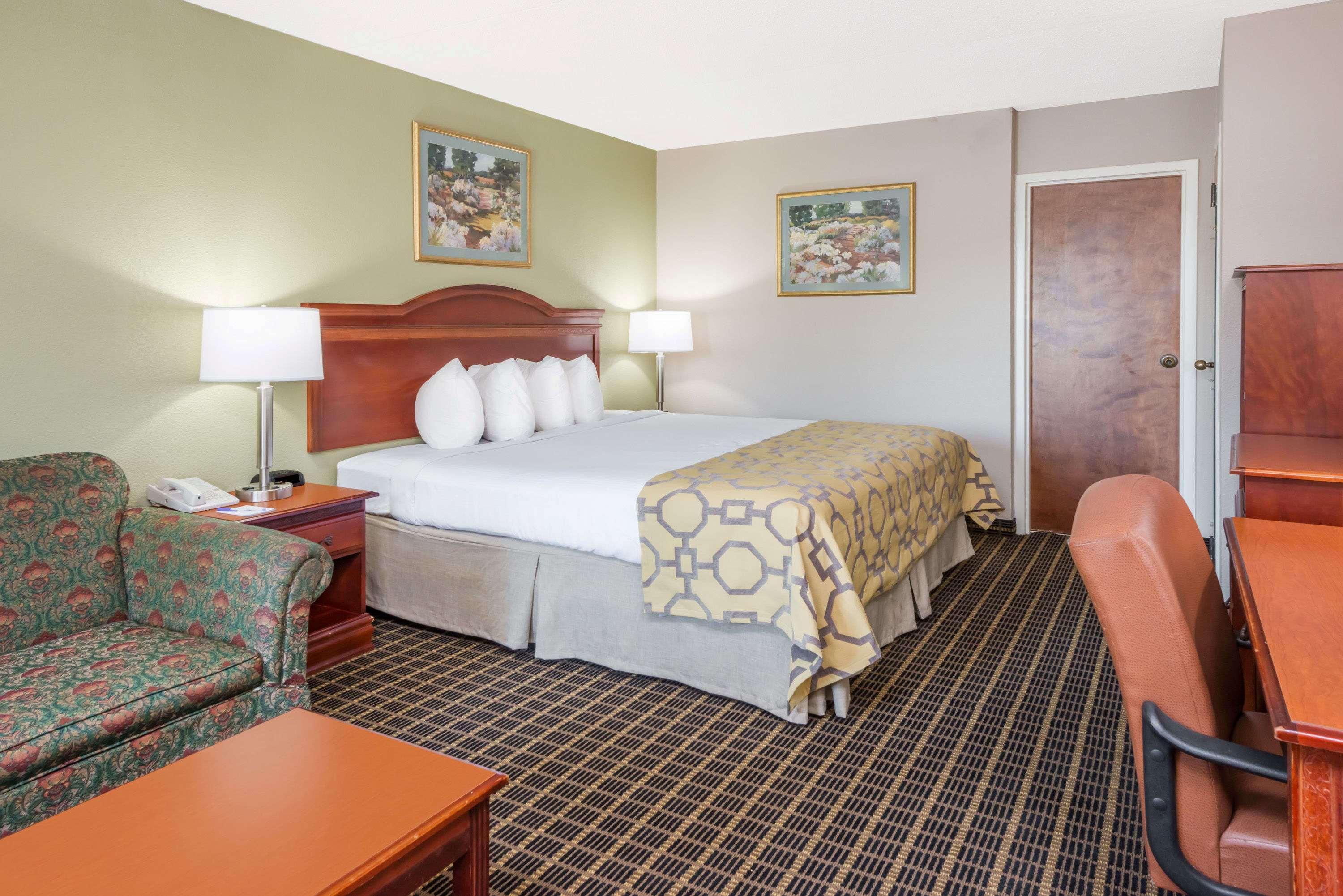 เบย์มอนต์ บาย วินด์แฮม คลาร์กสวิลล์ นอร์ทอีสต์ Hotel คลาร์กส์วิลล์ ภายนอก รูปภาพ